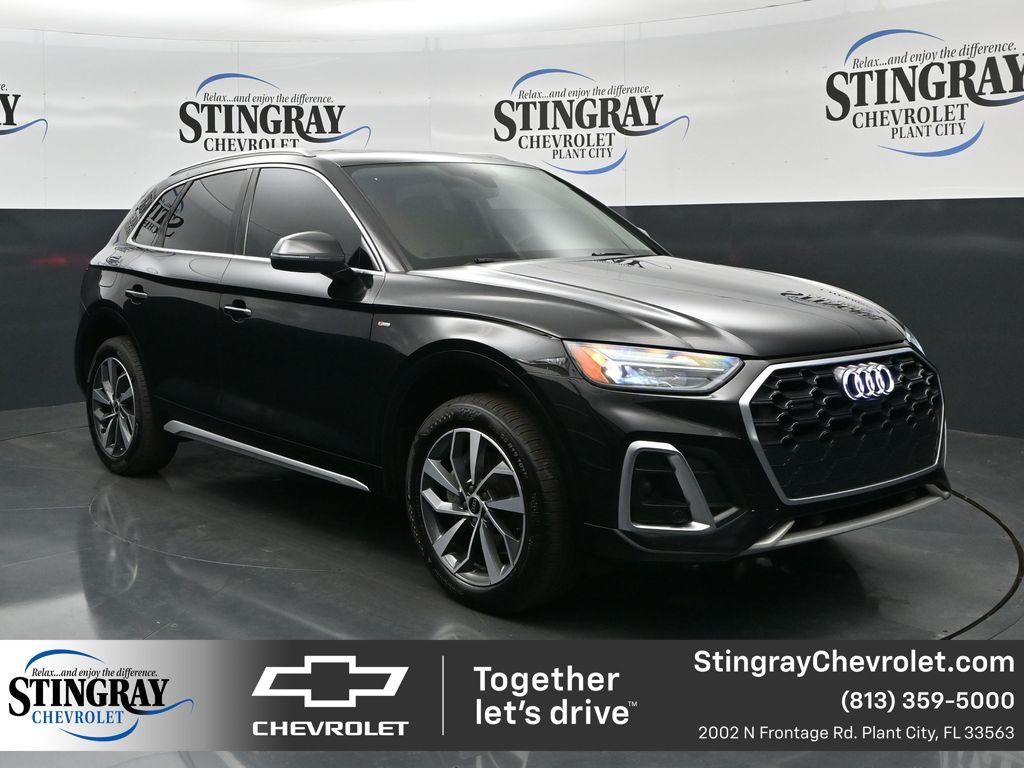 Black Metallic 2024 Audi Q5 SUV / Crossover All-Wheel Drive 7-Speed Automatic