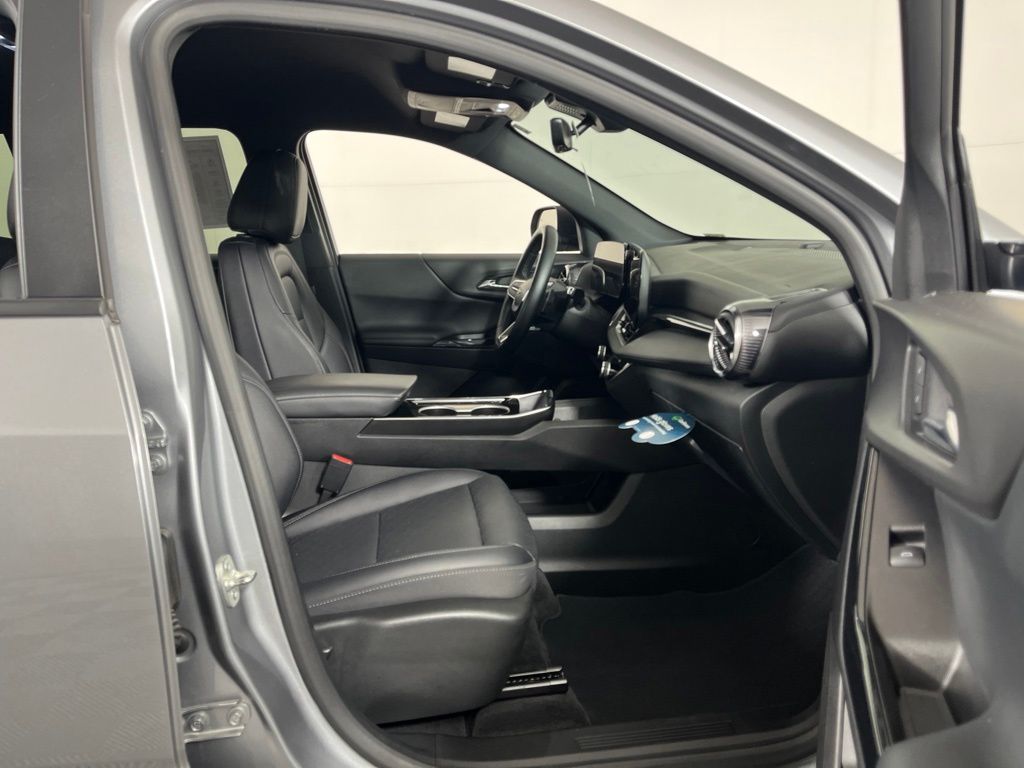 Thumbnail: 2025 Chevrolet Equinox - 8