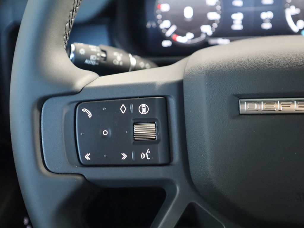 Thumbnail: 2026 Land Rover Defender - 11