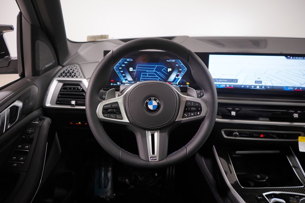 2025 BMW X5 M60i 11