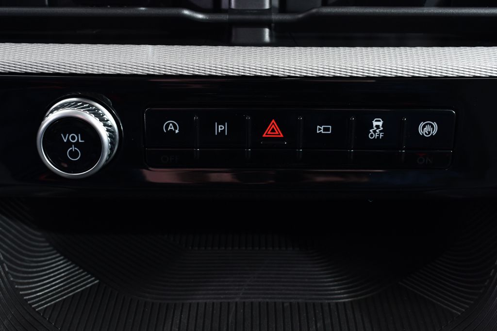 New 2026 Black Ford Active image 30