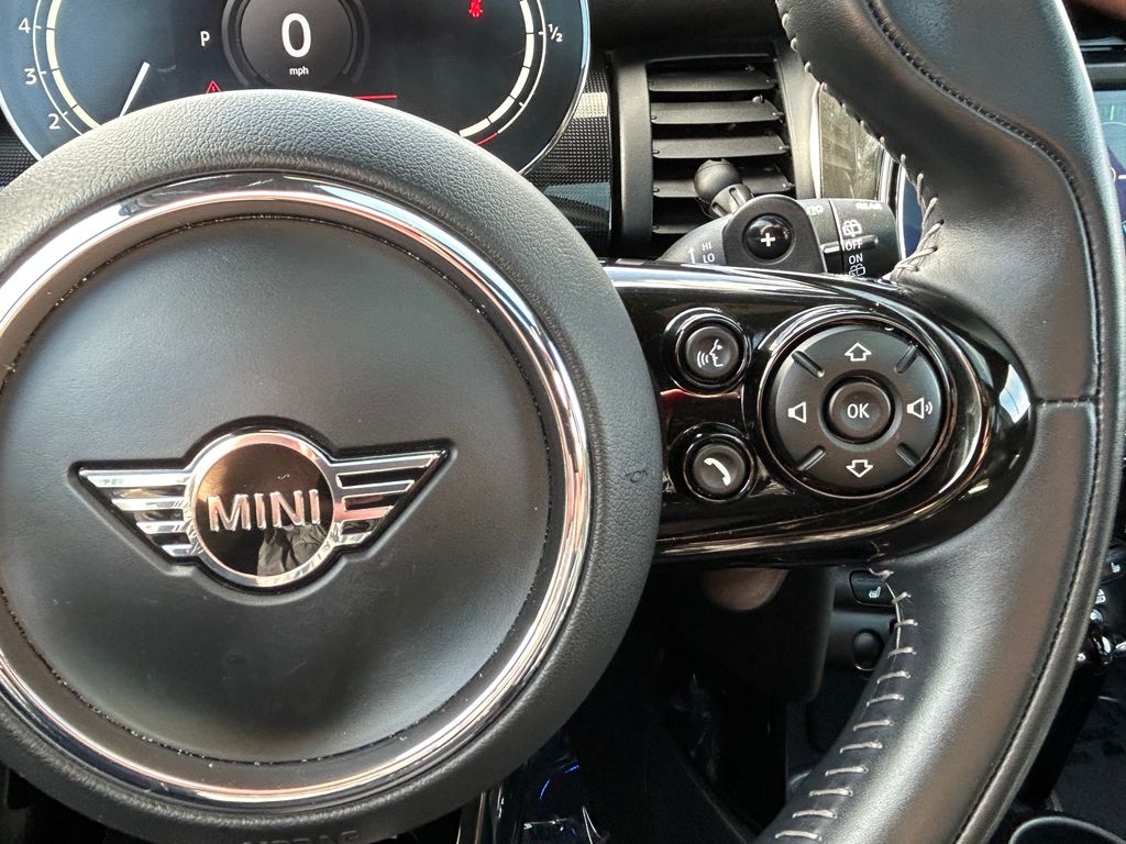 2021 MINI Cooper S 21