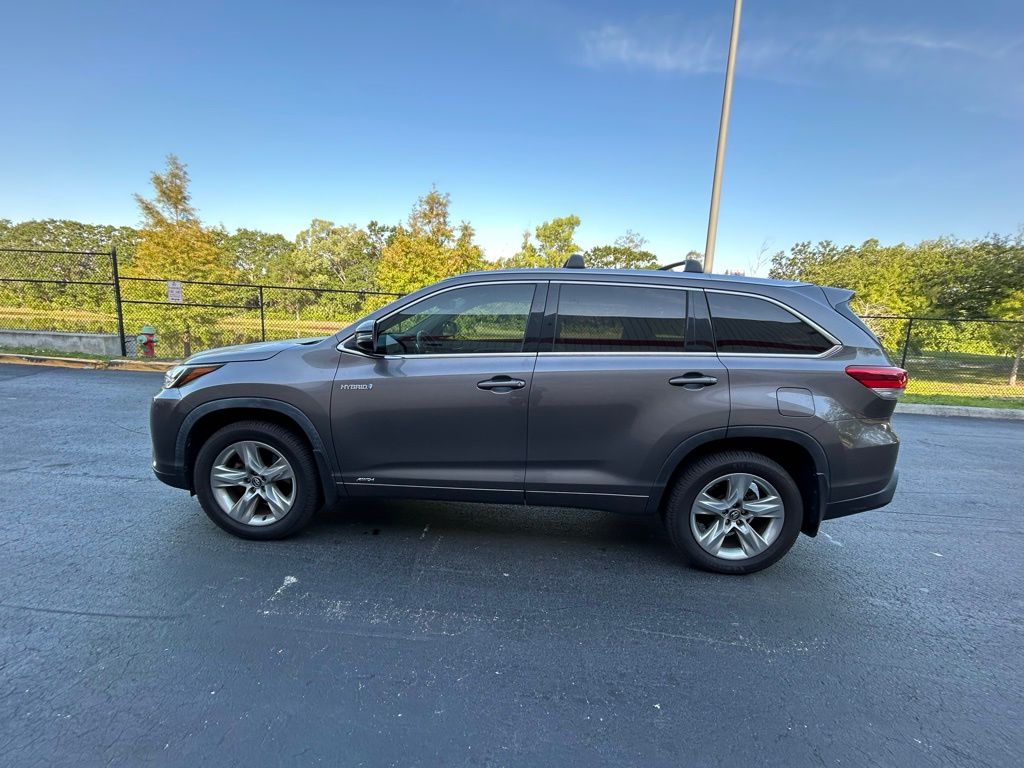 2019 Toyota Highlander Limited 2