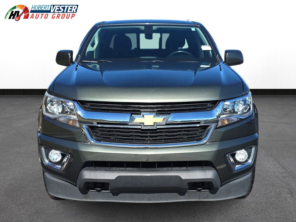 2018 Chevrolet Colorado LT photo 3