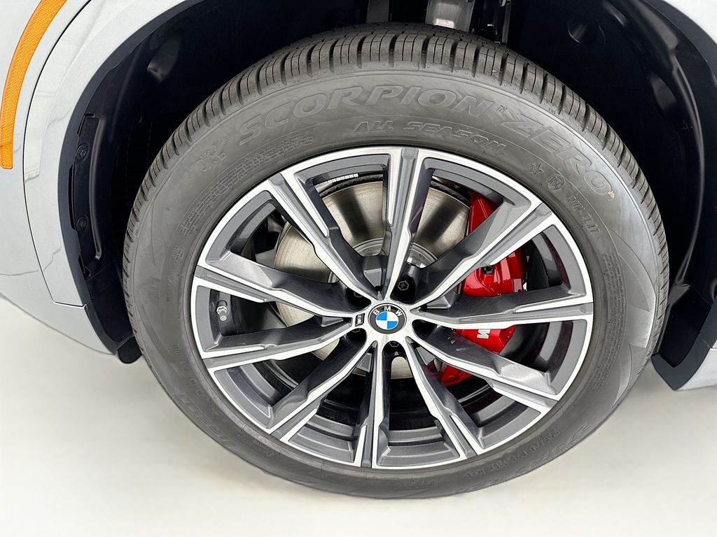 Thumbnail: 2026 BMW X5 - 29