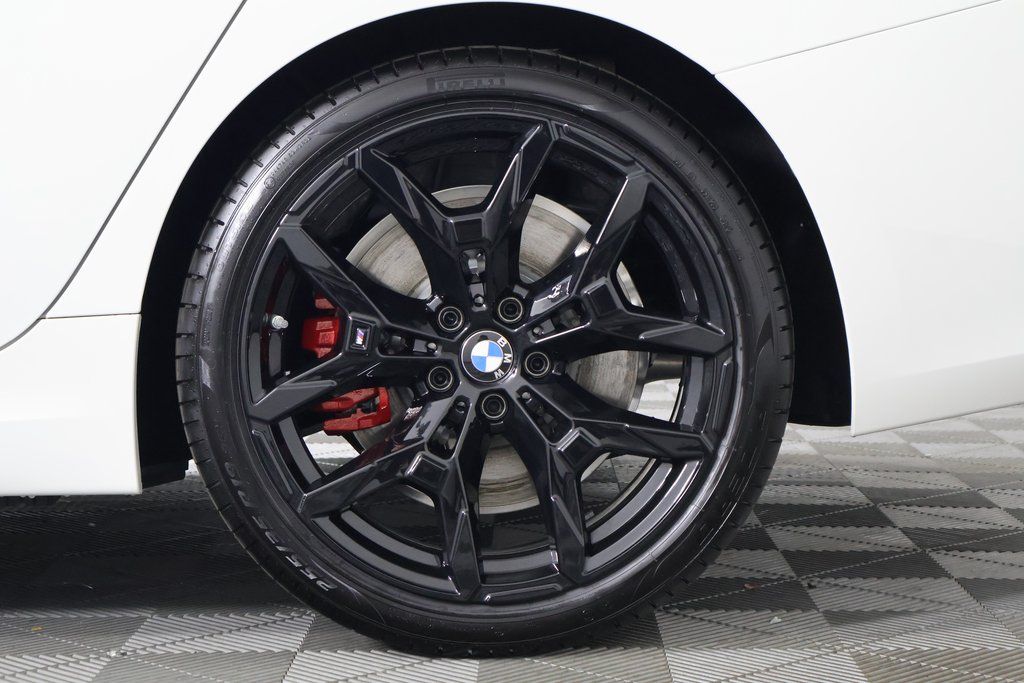 Thumbnail: 2026 BMW 3 Series - 10