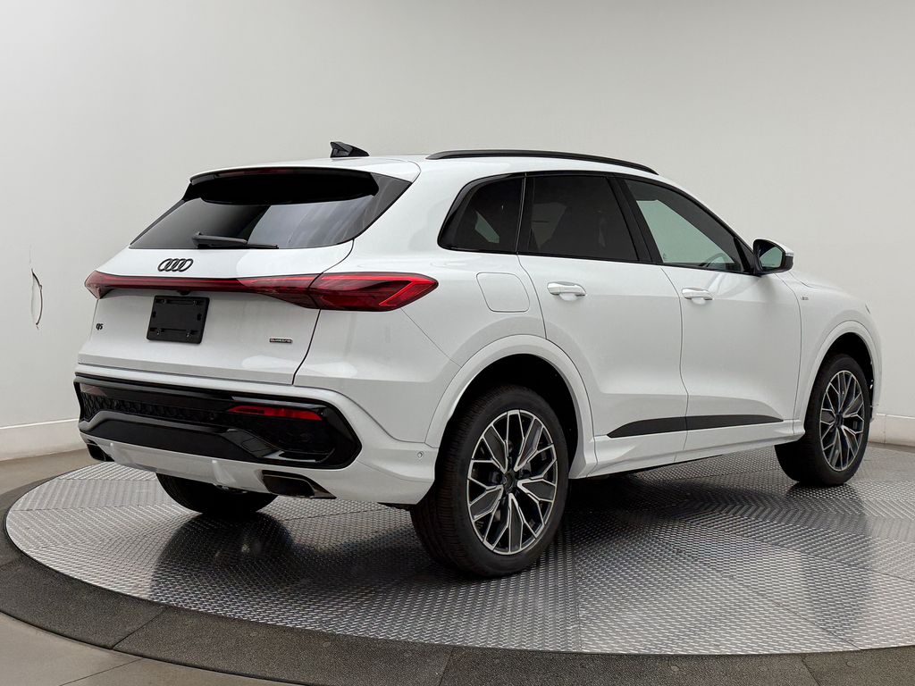 Thumbnail: 2026 Audi Q5 - 8
