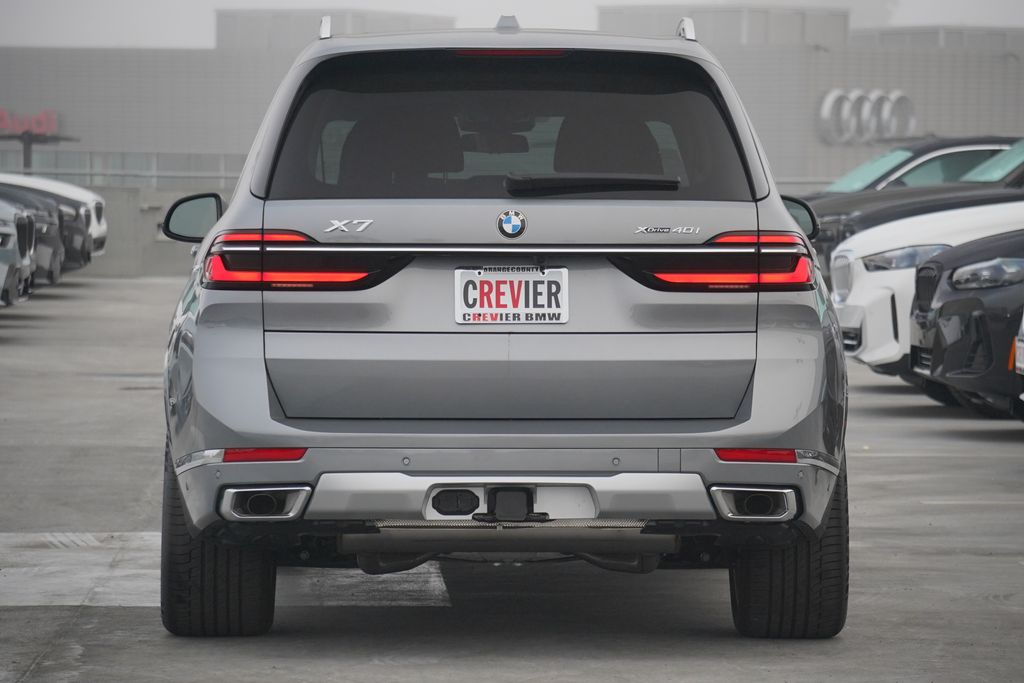 2024 BMW X7 xDrive40i 6