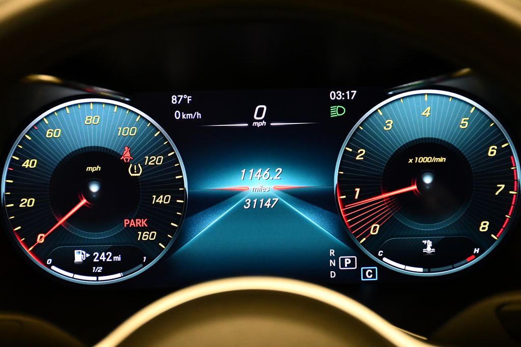 Thumbnail: 2021 Mercedes-Benz C-Class - 26