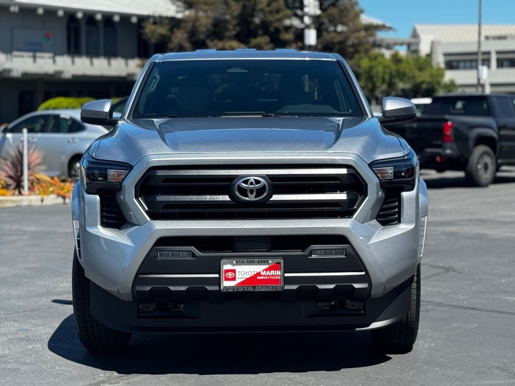 2025 Toyota Tacoma SR5 Double Cab photo 9