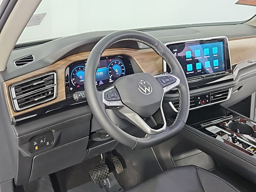 Thumbnail: 2025 Volkswagen Atlas - 32