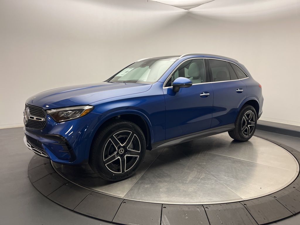 Thumbnail: 2026 Mercedes-Benz GLC - 3