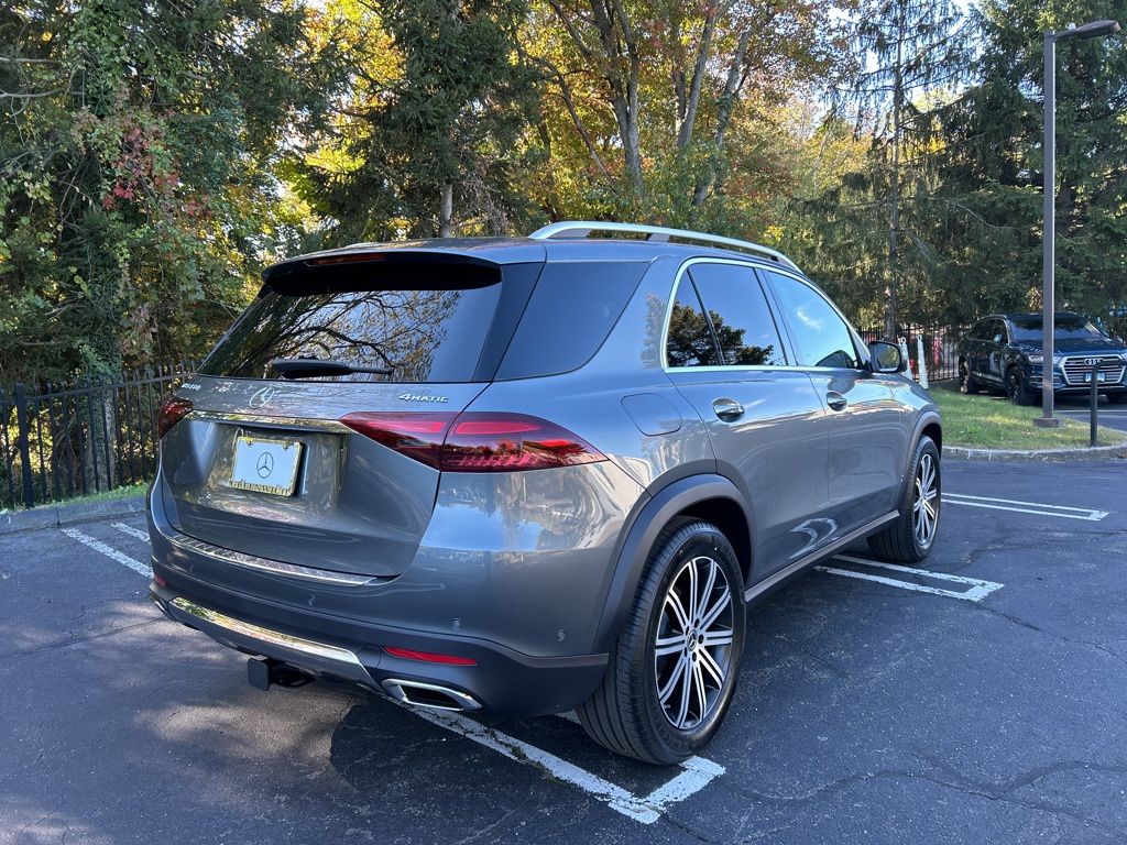 Thumbnail: 2026 Mercedes-Benz GLE - 7