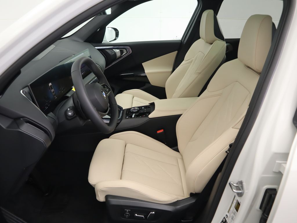 Thumbnail: 2026 BMW X3 - 21