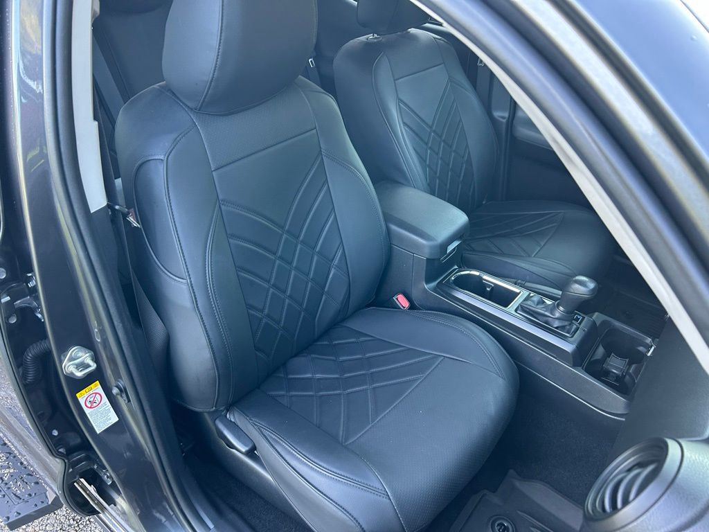 Thumbnail: 2019 Toyota Tacoma - 14