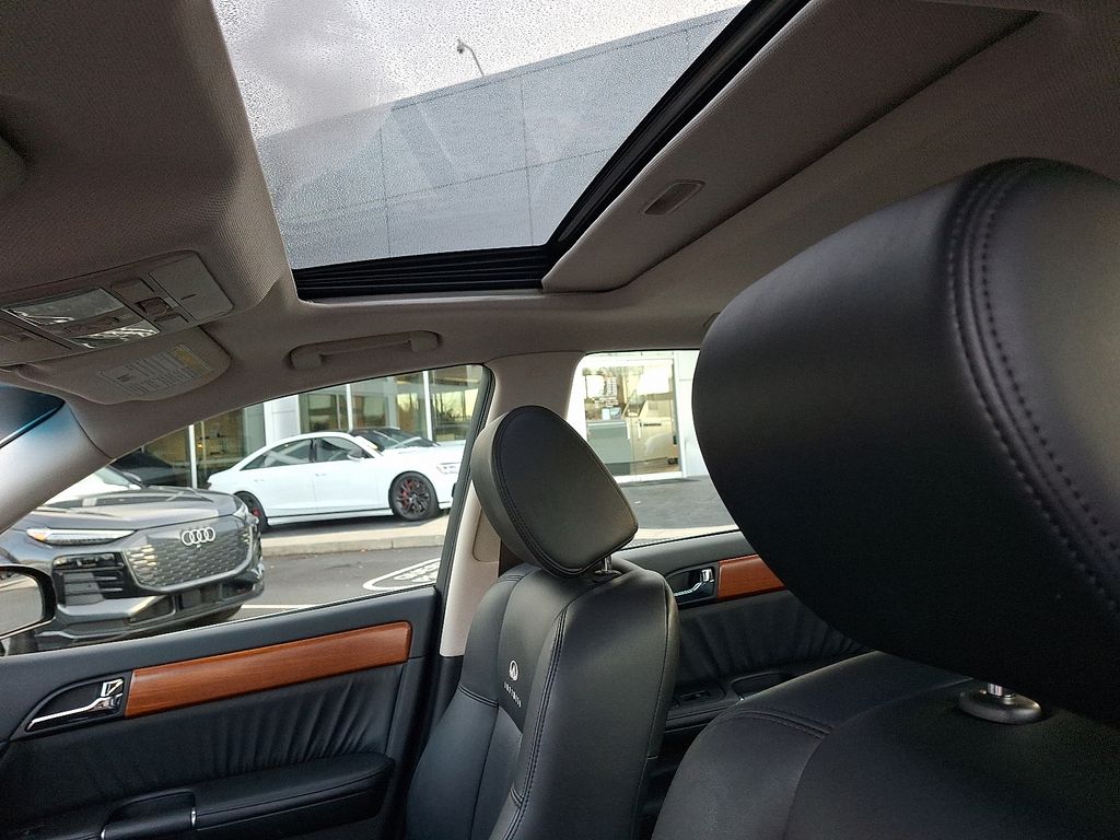 Thumbnail: 2006 INFINITI M35 - 13