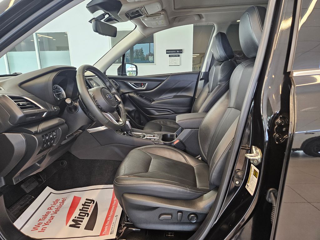 2023 Subaru Forester Touring