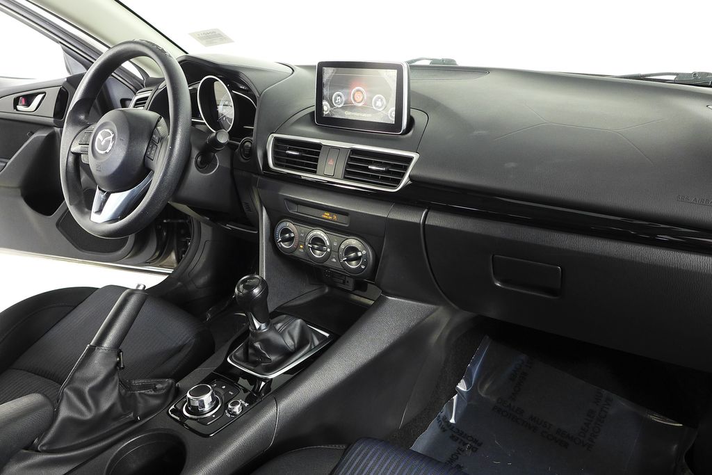 Thumbnail: 2016 Mazda Mazda3 - 13