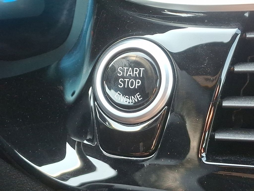 2022 BMW 5 Series 540i xDrive 25