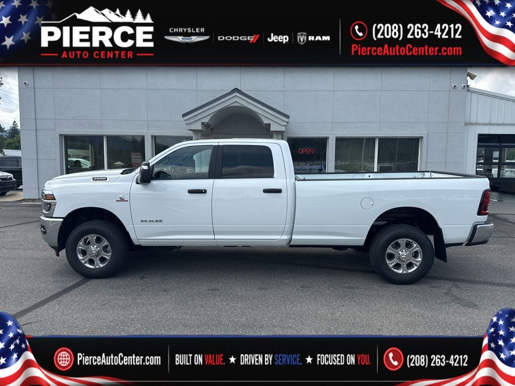 Bright White Clearcoat 2025 RAM 2500 Pickup Truck Four-Wheel Drive 8-Speed Automatic