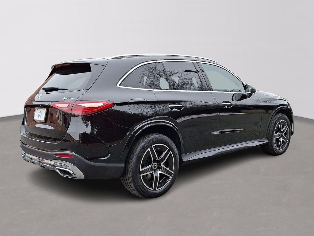 Thumbnail: 2026 Mercedes-Benz GLC - 3