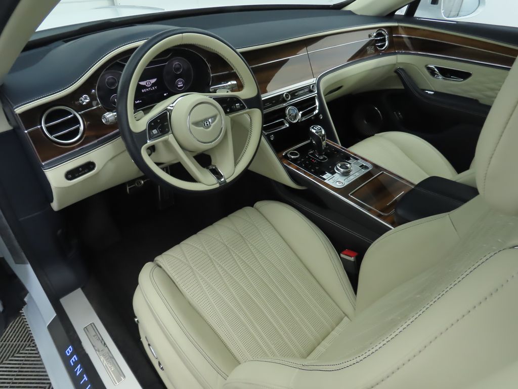 Thumbnail: 2020 Bentley Flying Spur - 9