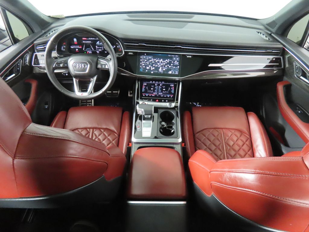 Thumbnail: 2023 Audi SQ7 - 10
