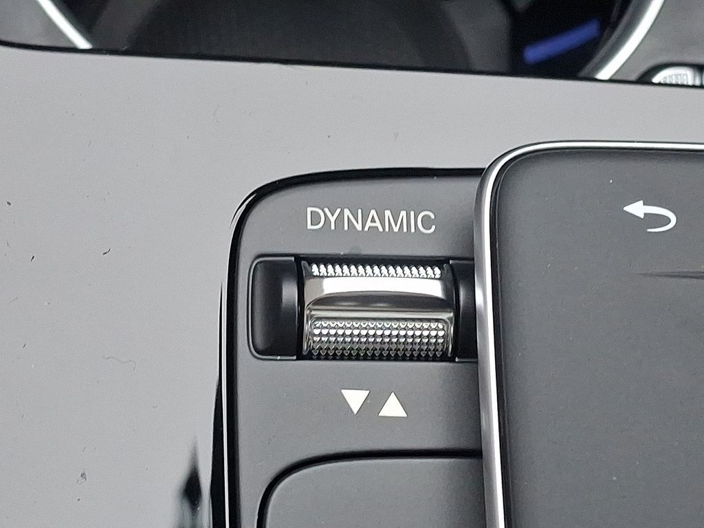 Thumbnail: 2026 Mercedes-Benz GLE - 17