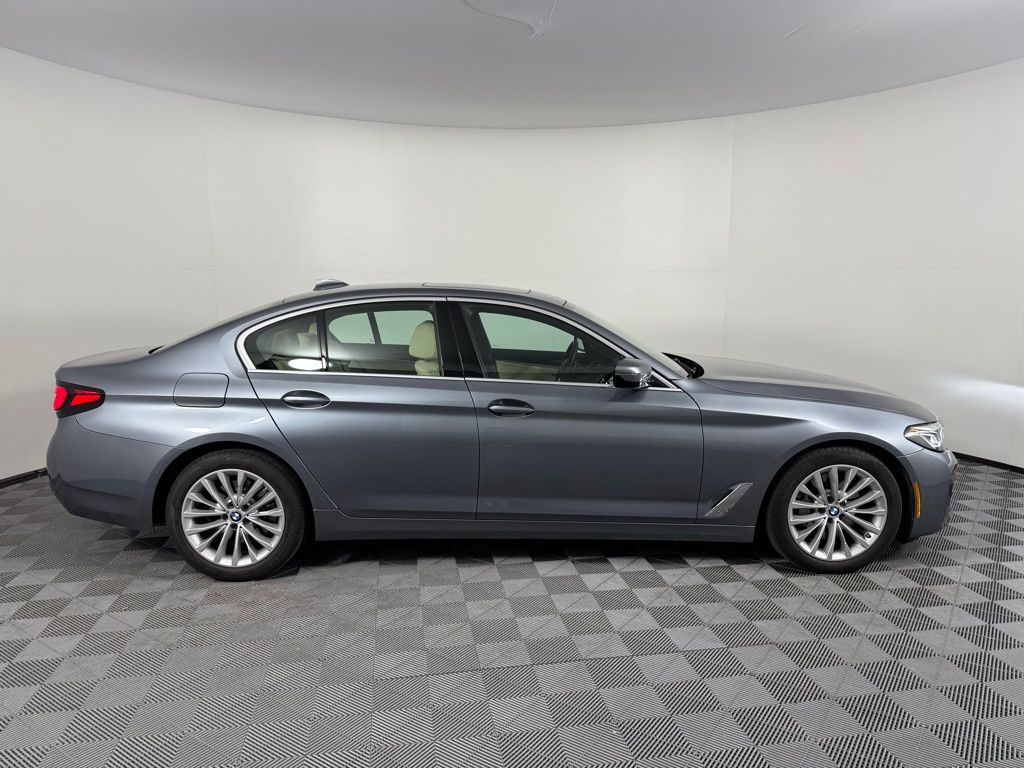 2022 BMW 5 Series 530i xDrive 4