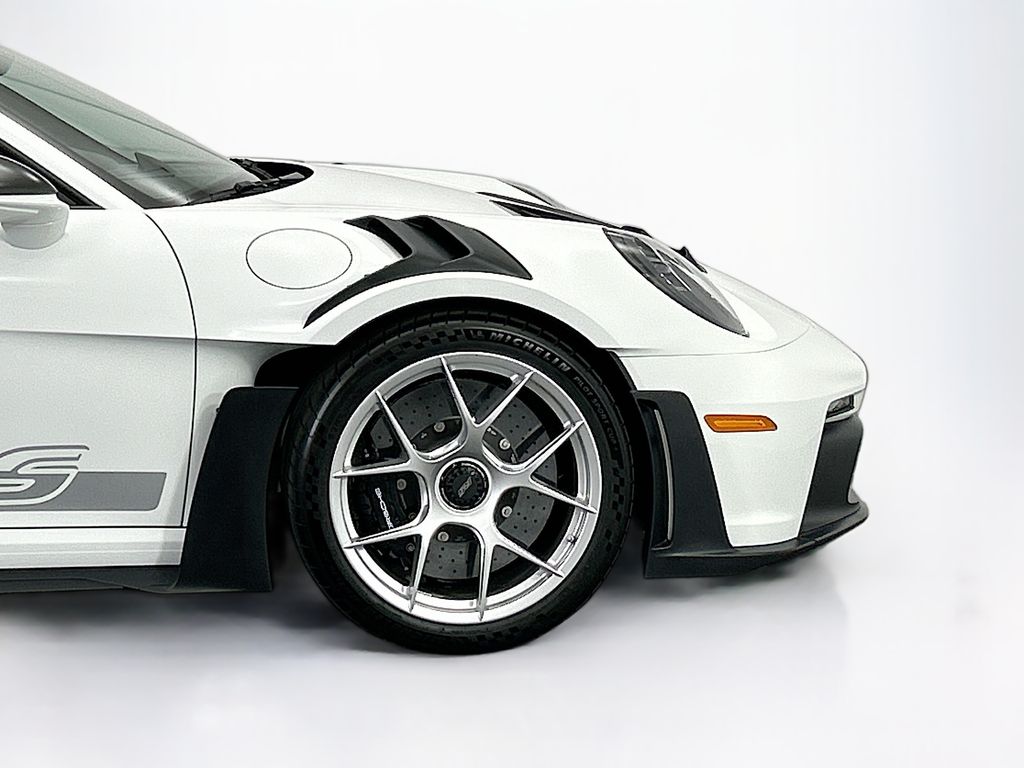 Thumbnail: 2025 Porsche 911 - 11