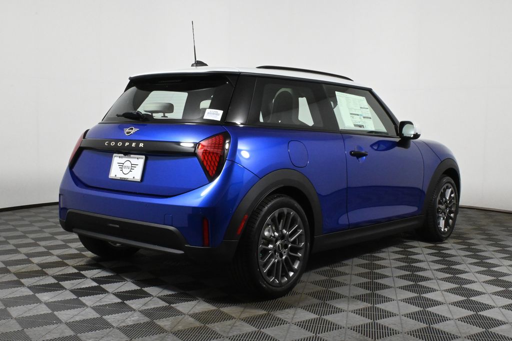 2025 MINI Cooper Hardtop S 7