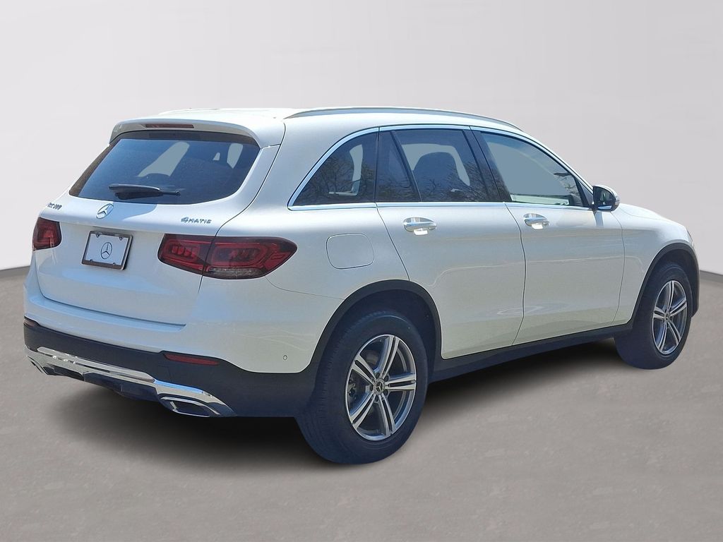 2021 Mercedes-Benz GLC 300 4