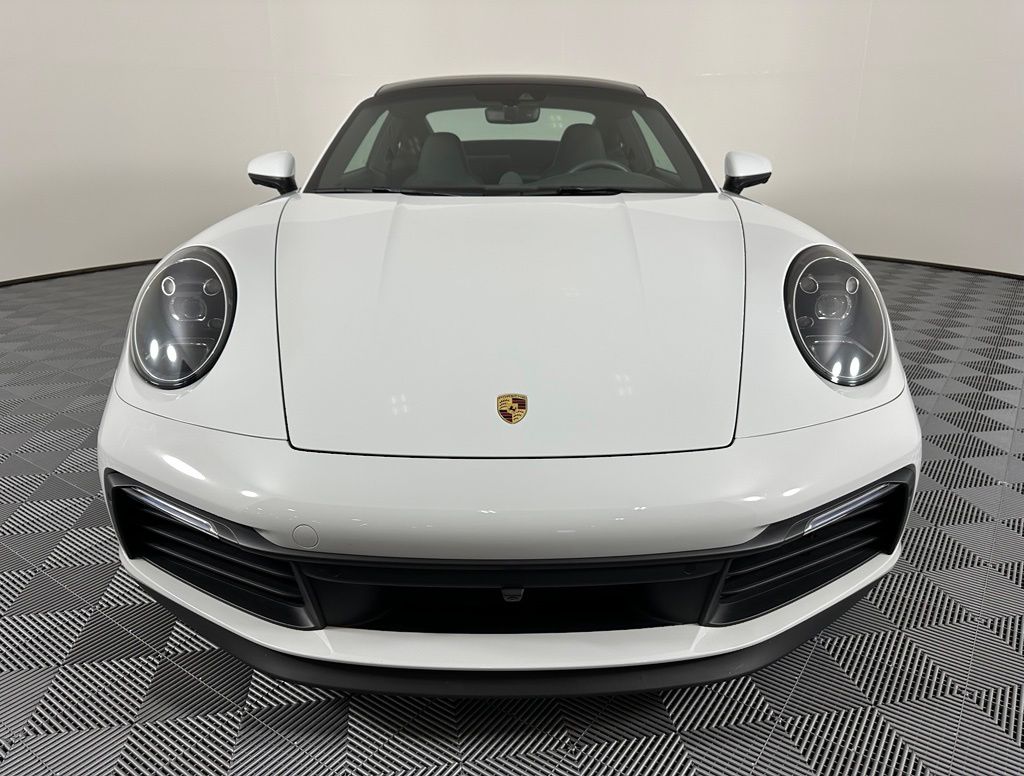 Thumbnail: 2020 Porsche 911 - 8