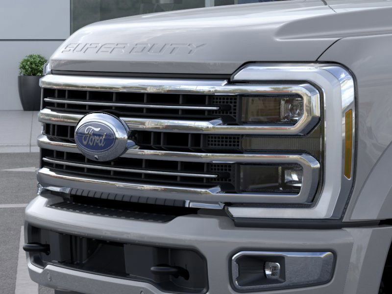 2025 Ford F-450 Super Duty Platinum