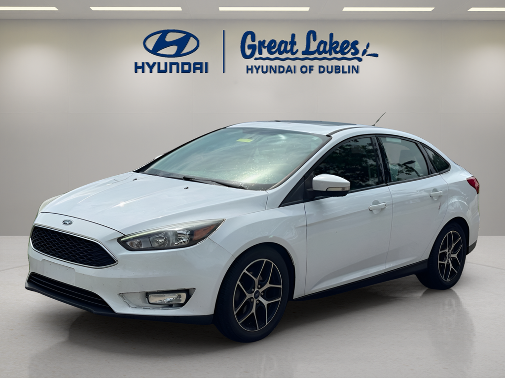 Oxford White 2017 Ford Focus SEL Sedan Front-Wheel Drive 6-Speed Automatic