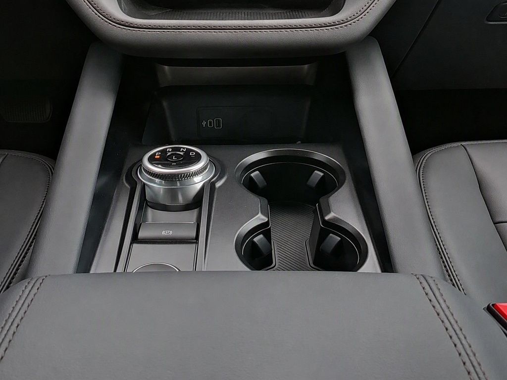 New 2026 Vapor Blue Metallic Ford Active image 13
