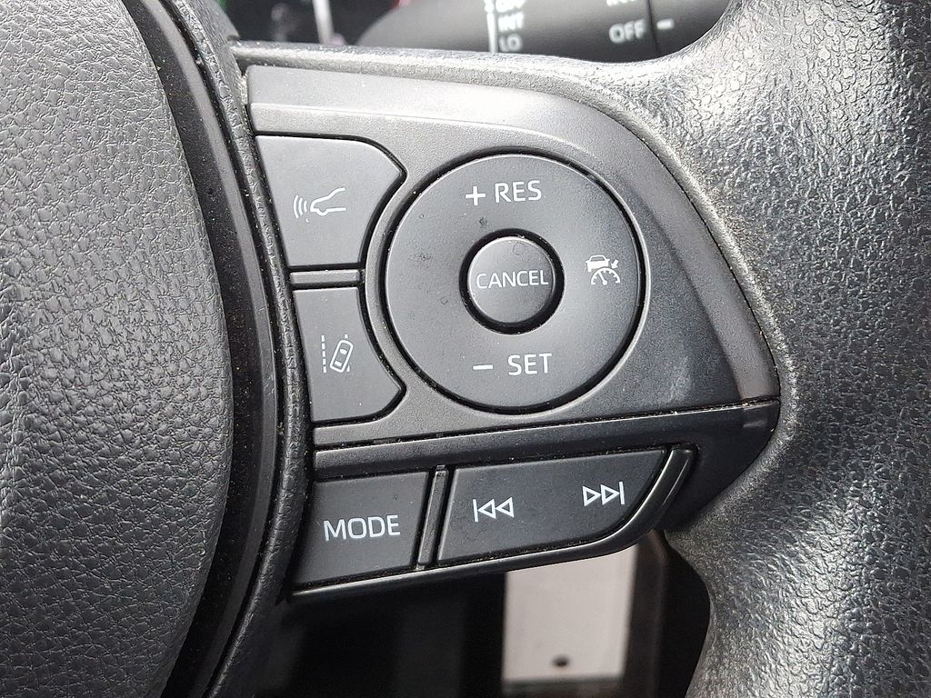 Thumbnail: 2024 Toyota RAV4 - 22