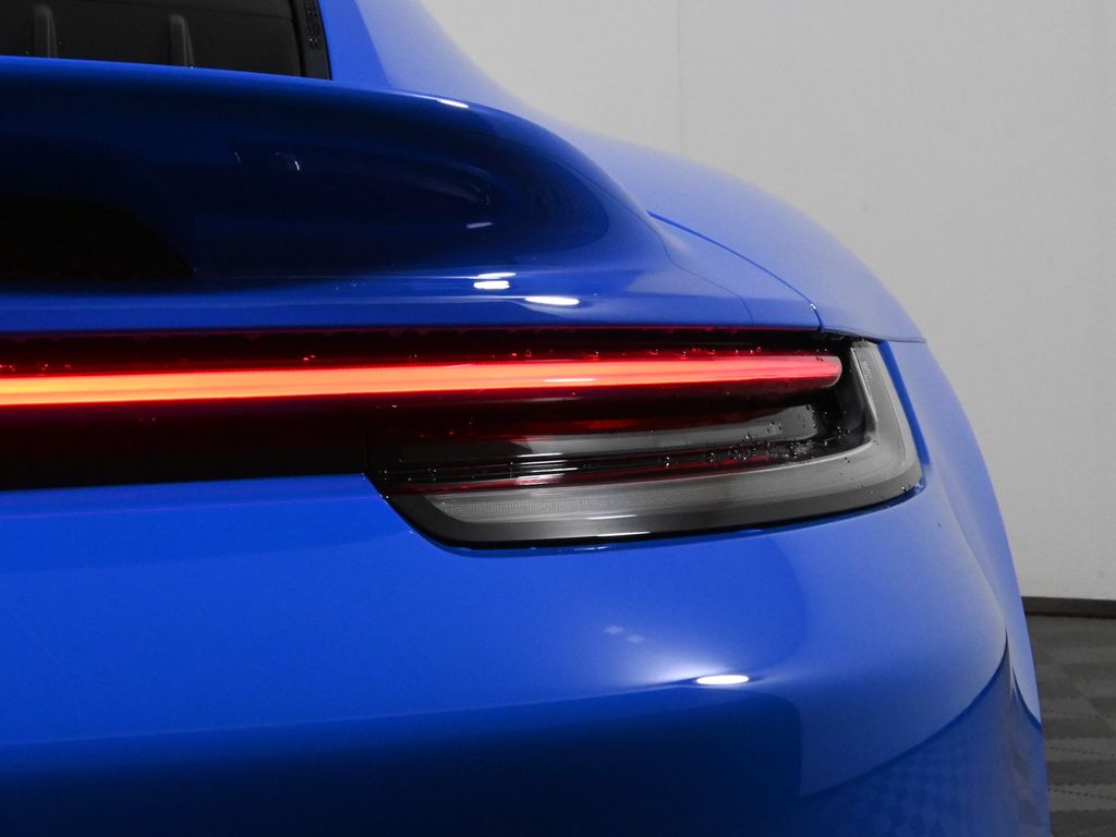 Thumbnail: 2022 Porsche 911 - 13