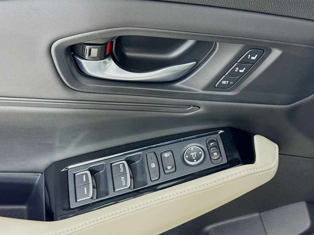 Used Car 2025 Honda Accord Hybrid  Touring For Sale Under $40,000 In Austin, Texas