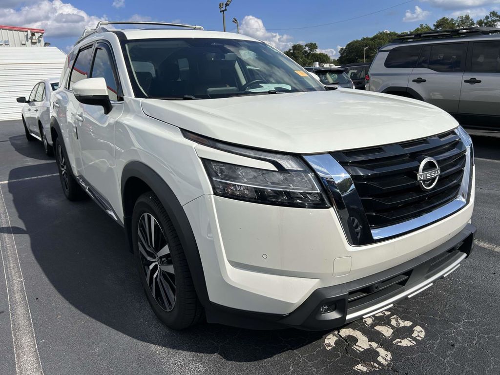 Pearl White Tricoat 2023 Nissan Pathfinder SUV / Crossover All-Wheel Drive 9-Speed Automatic