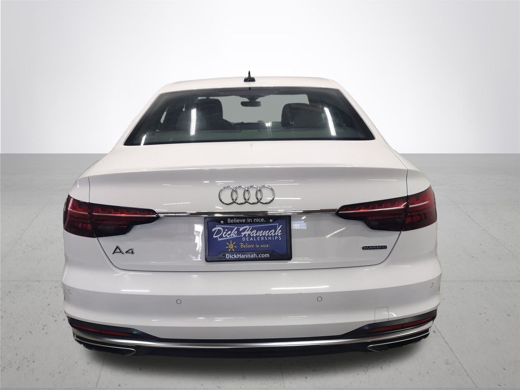 2023 Audi A4 45 S line Premium Plus
