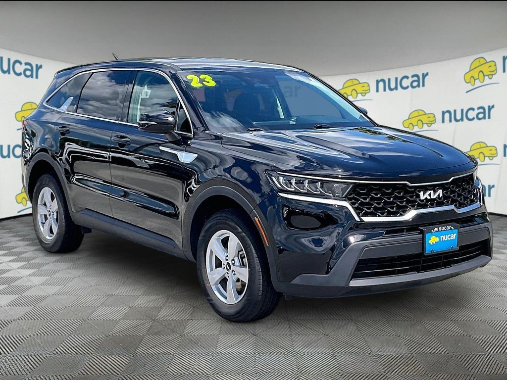 2023 Kia Sorento — photo 1