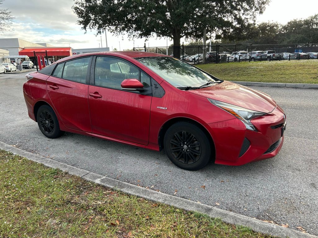 Thumbnail: 2016 Toyota Prius - 7