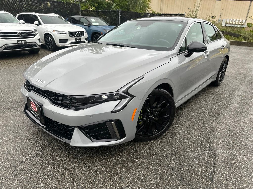 Gray 2025 Kia K5 Sedan Front-Wheel Drive 8-Speed Dual Clutch