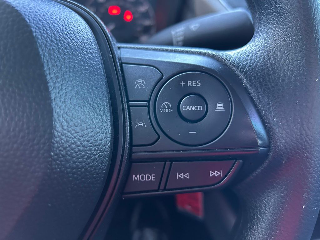 Thumbnail: 2025 Toyota Corolla Cross - 17