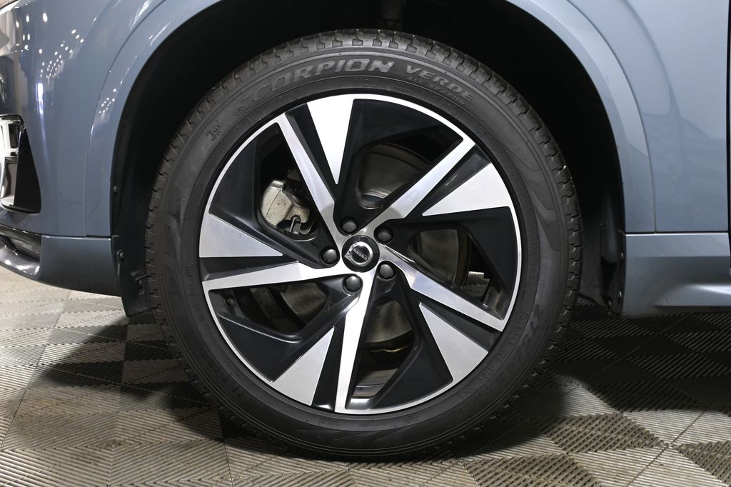 Thumbnail: 2020 Volvo XC90 - 13