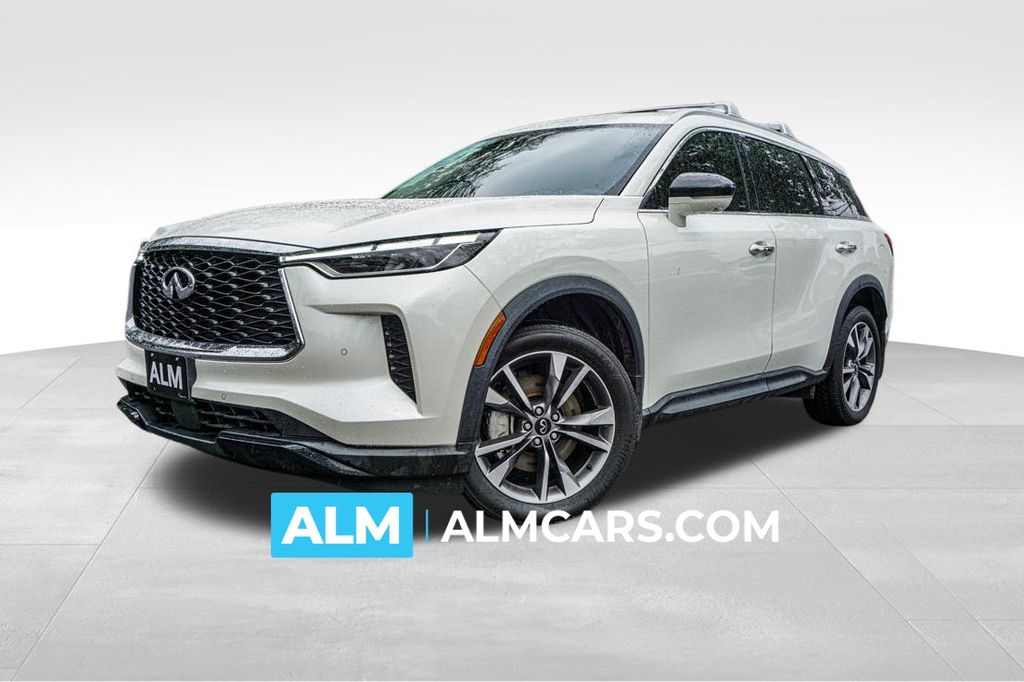 2024 INFINITI QX60 LUXE