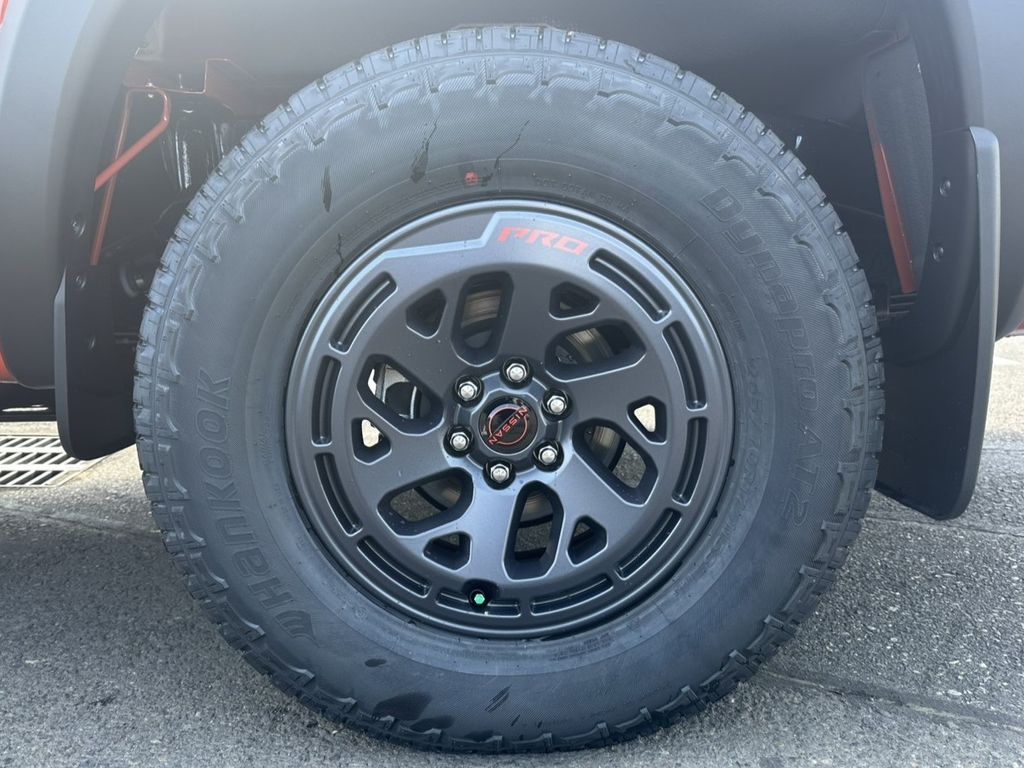 2025 Nissan Frontier PRO-4X