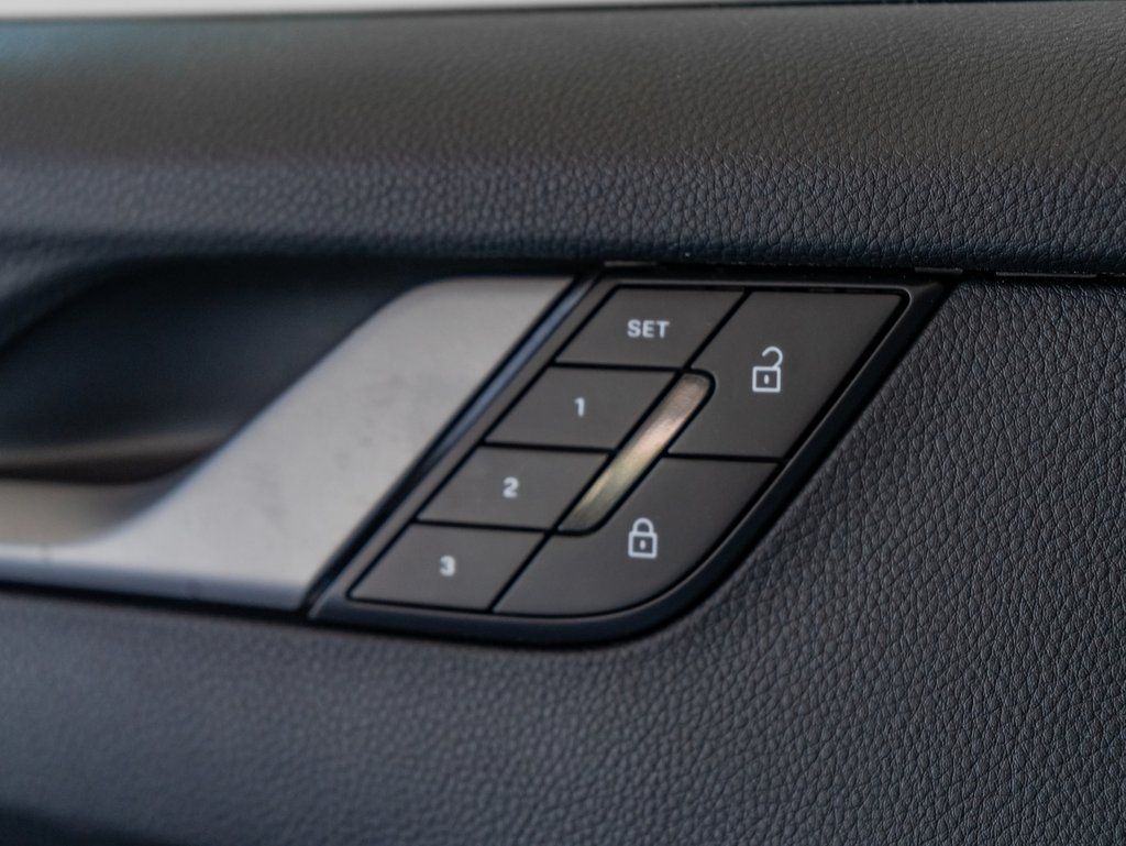 Certified Used 2025 Off-white Porsche Carrera image 17