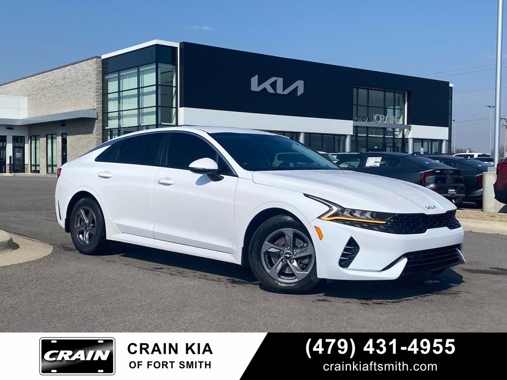 2023 Kia K5 LXS FWD